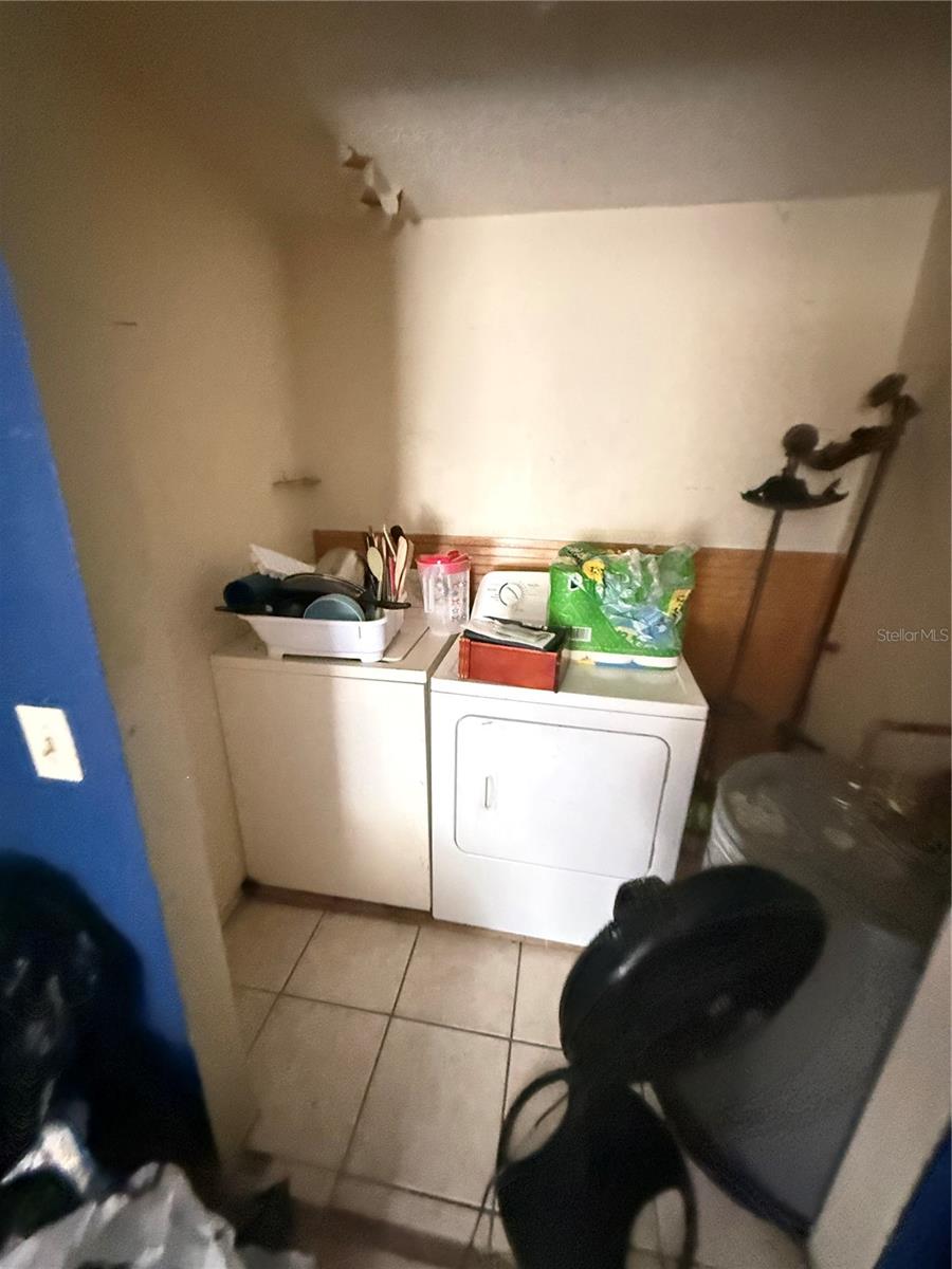 4212 9TH ST E, BRADENTON, FL — photo 30