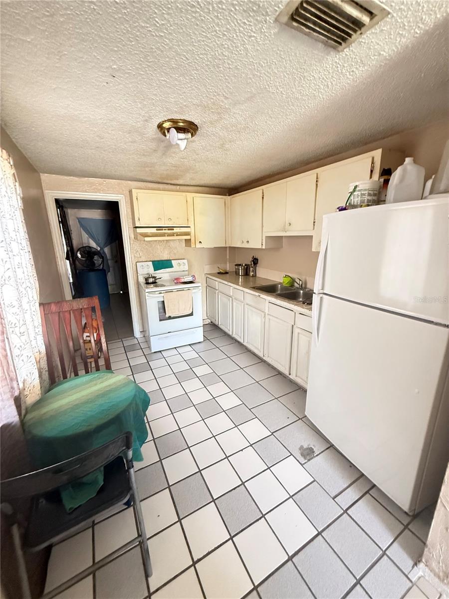 4212 9TH ST E, BRADENTON, FL — photo 45
