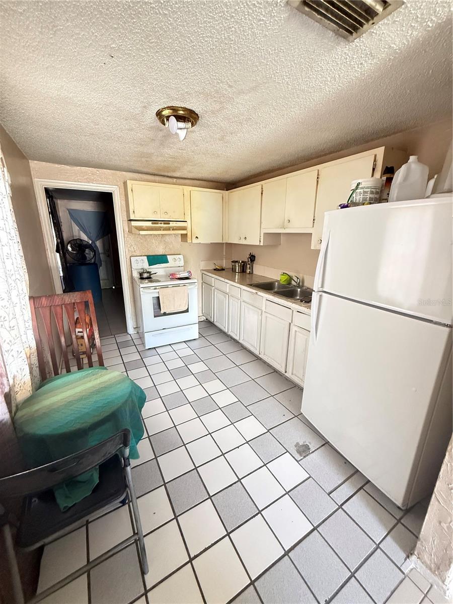 4212 9TH ST E, BRADENTON, FL — photo 46