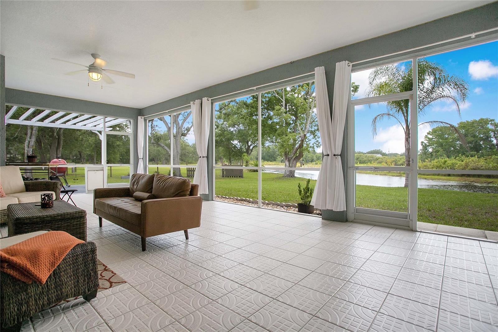 19616 LIVINGSTON AVE, LUTZ, FL — photo 2