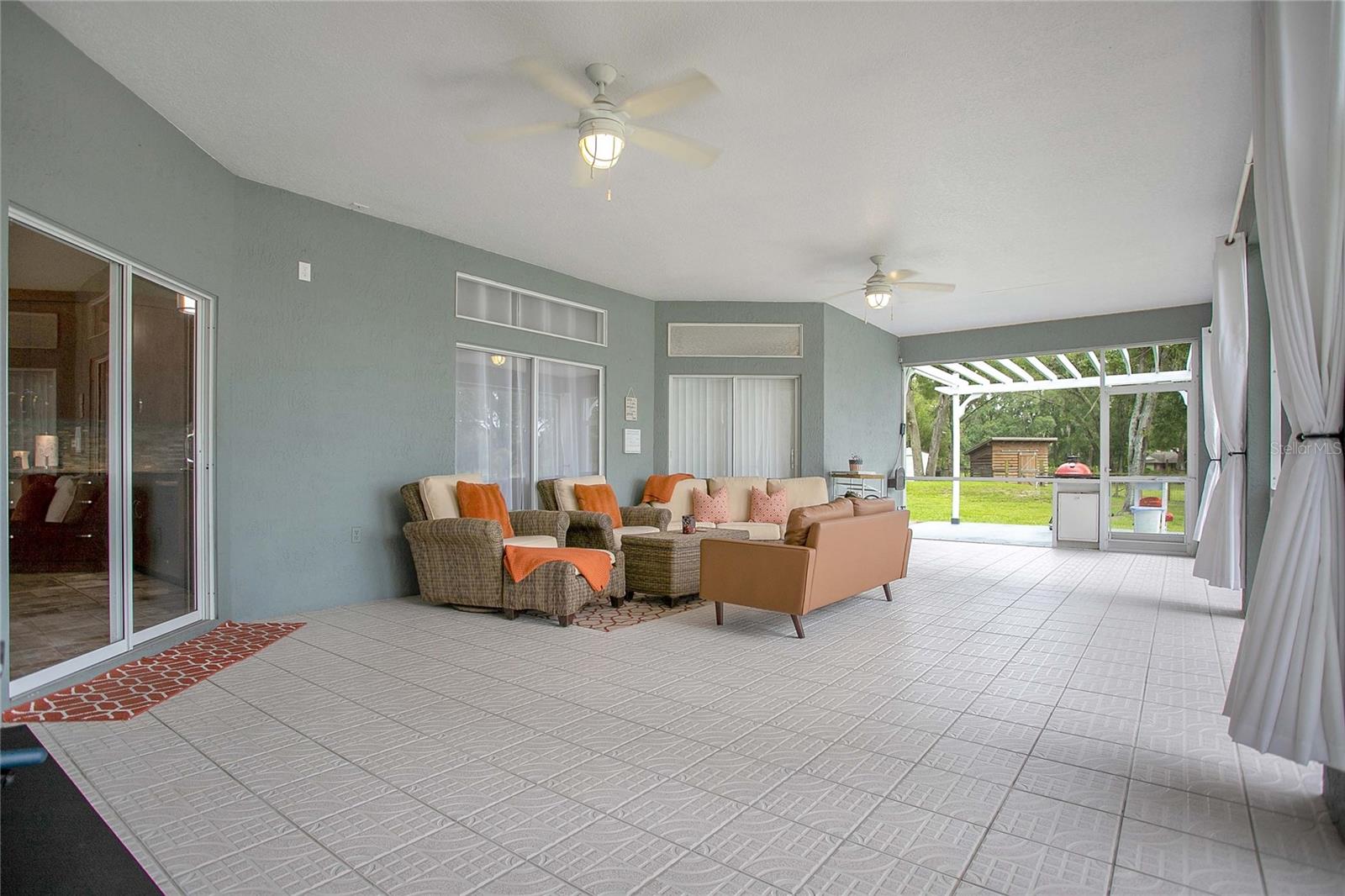 19616 LIVINGSTON AVE, LUTZ, FL — photo 11