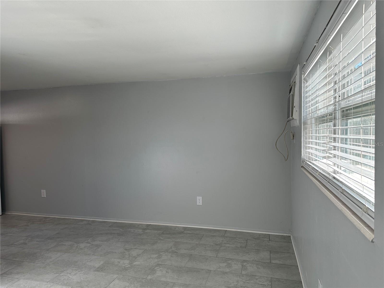 351 50TH AVE N, ST PETERSBURG, FL — photo 7