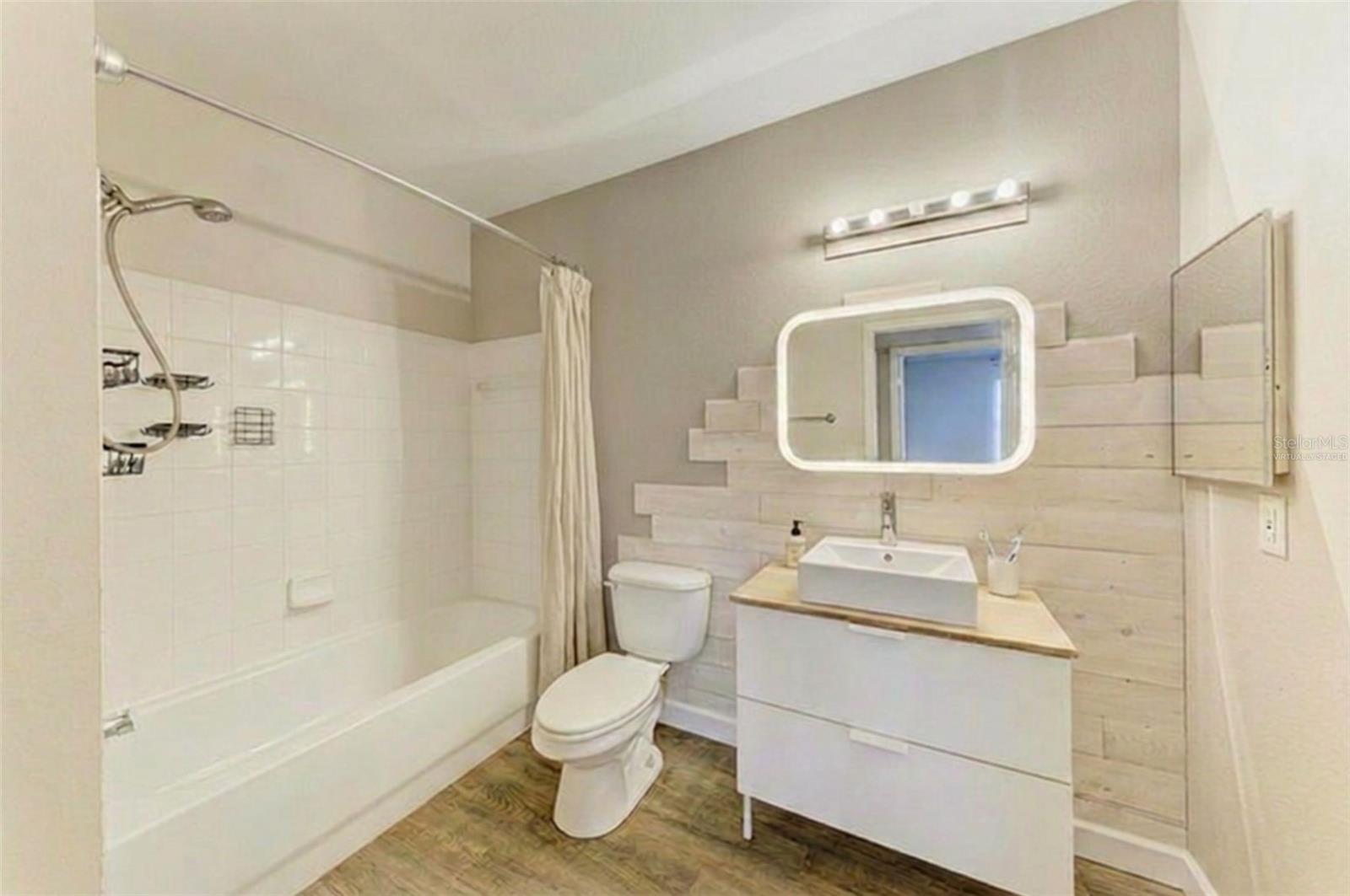 1195 VILLAGIO CIR #101, SARASOTA, FL — photo 14