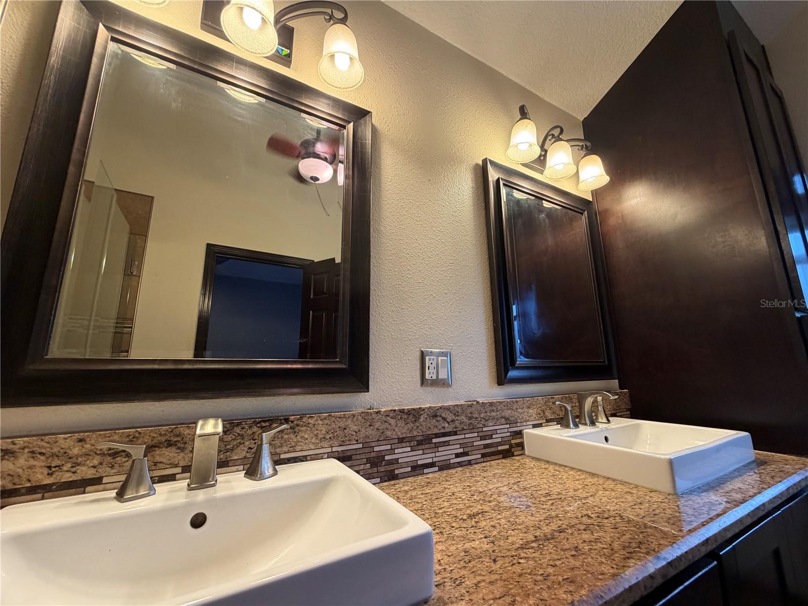 9828 BUBBLING BROOK CT, OVIEDO, FL — photo 22