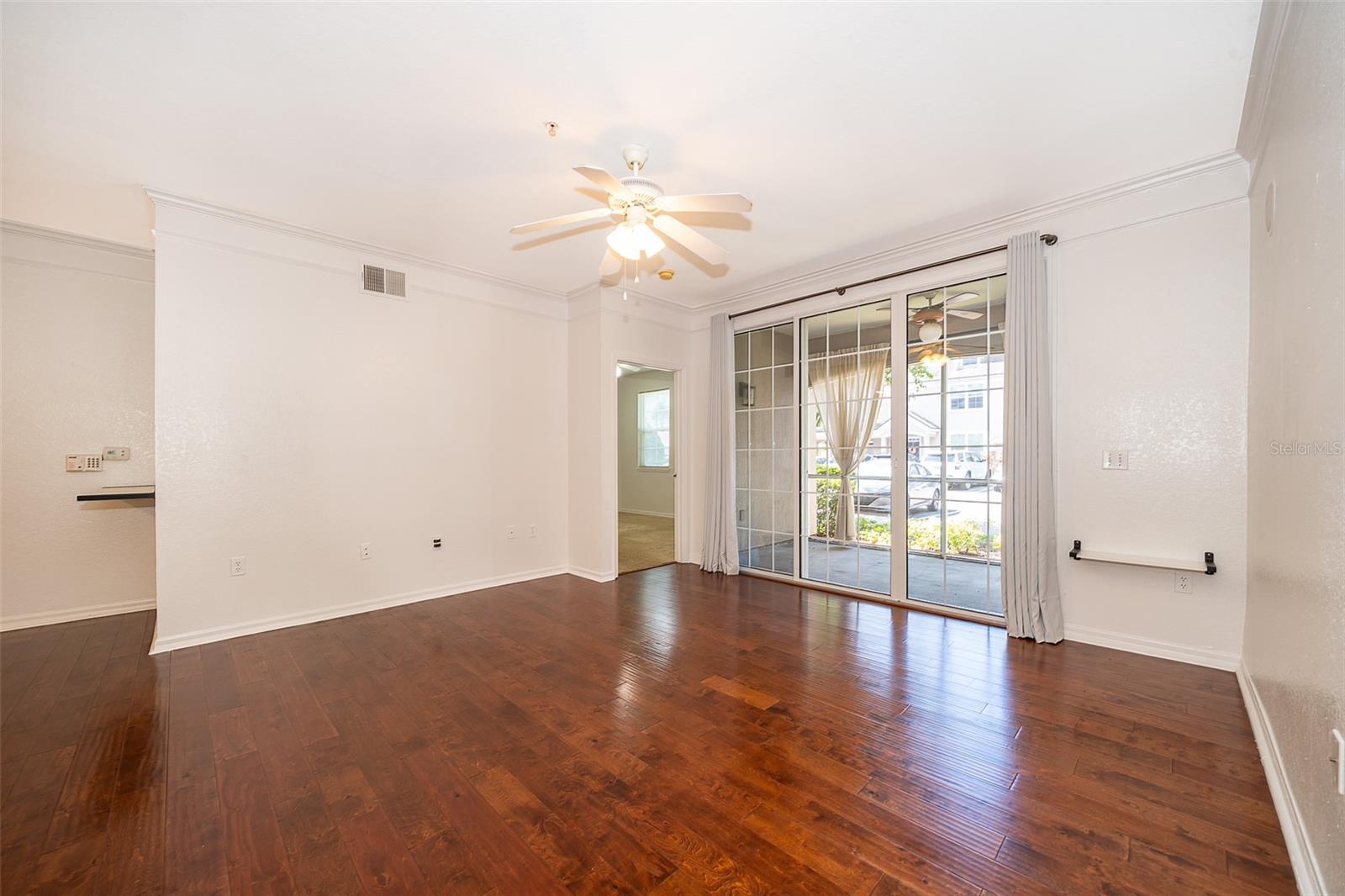 6663 QUEENS BOROUGH AVE #101, ORLANDO, FL — photo 4