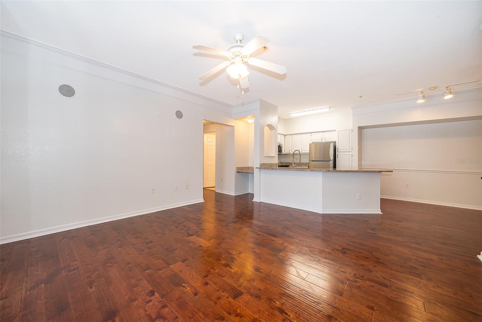 6663 QUEENS BOROUGH AVE #101, ORLANDO, FL — photo 8