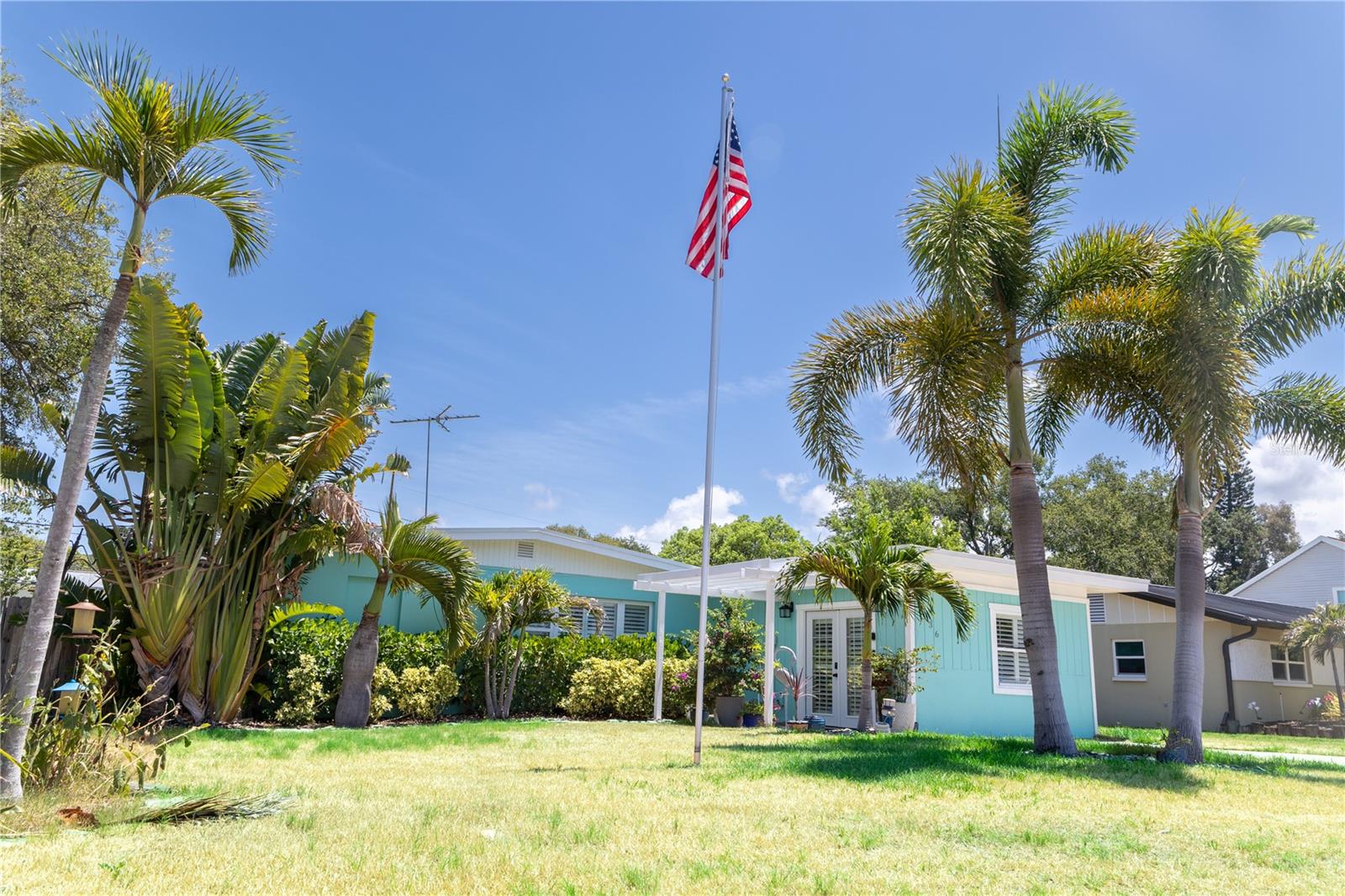 136 MARYLAND AVE, PALM HARBOR, FL