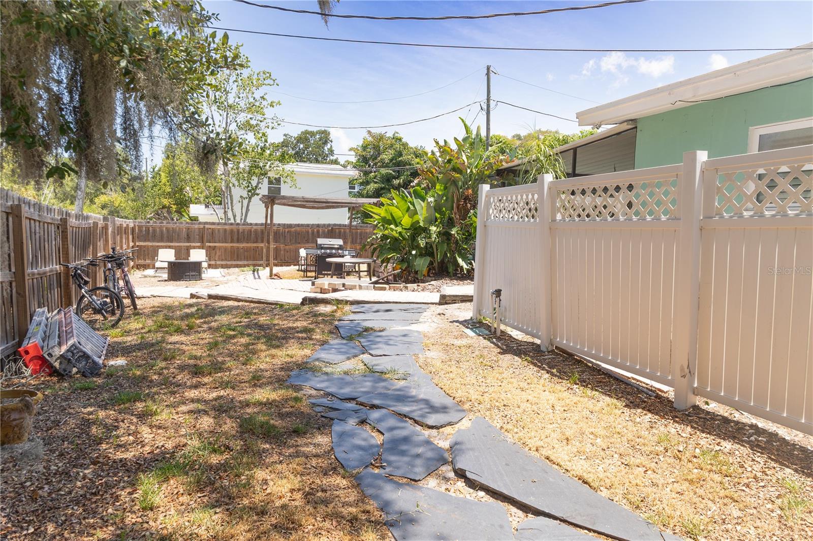 136 MARYLAND AVE, PALM HARBOR, FL — photo 25