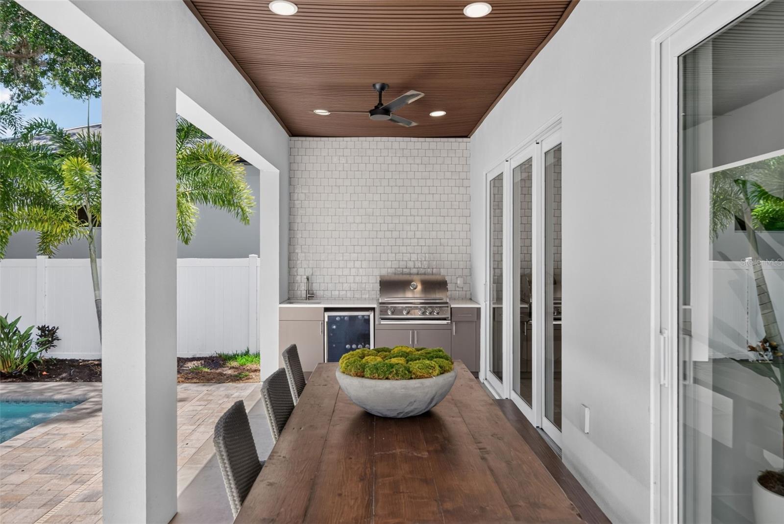 2430 FLOYD ST, SARASOTA, FL — photo 28