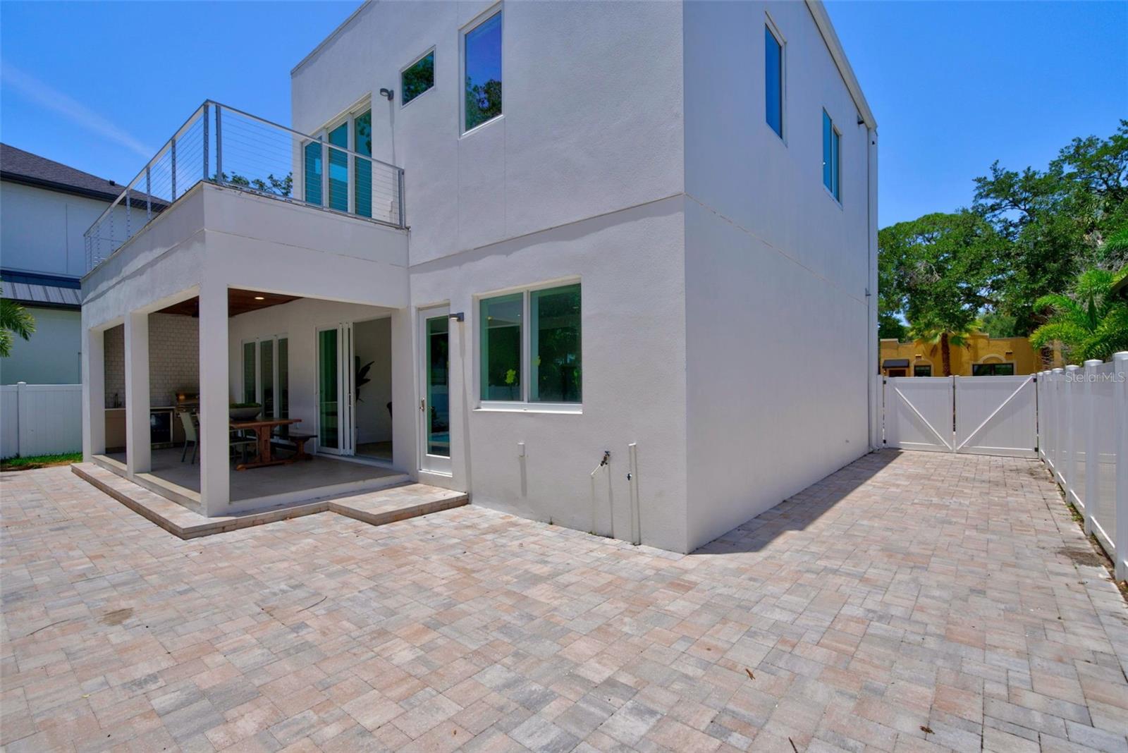 2430 FLOYD ST, SARASOTA, FL — photo 32