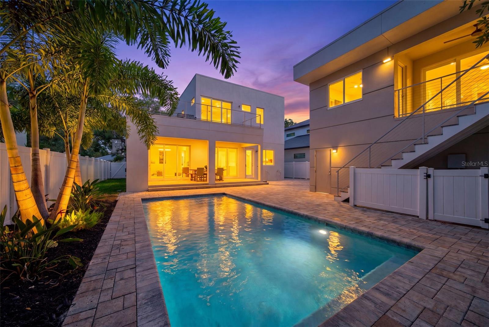 2430 FLOYD ST, SARASOTA, FL — photo 37