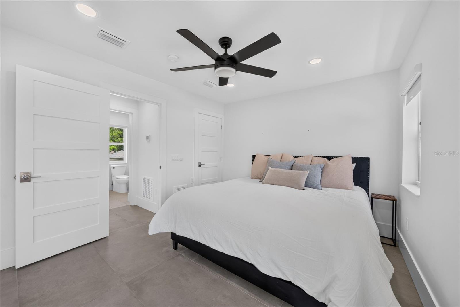 2430 FLOYD ST, SARASOTA, FL — photo 67