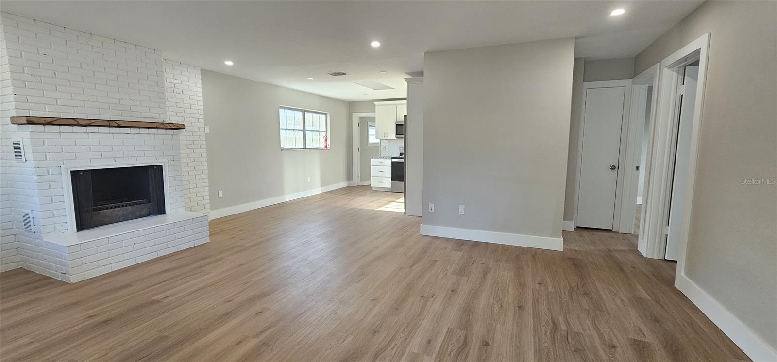5145 17TH AVE N, ST PETERSBURG, FL — photo 3