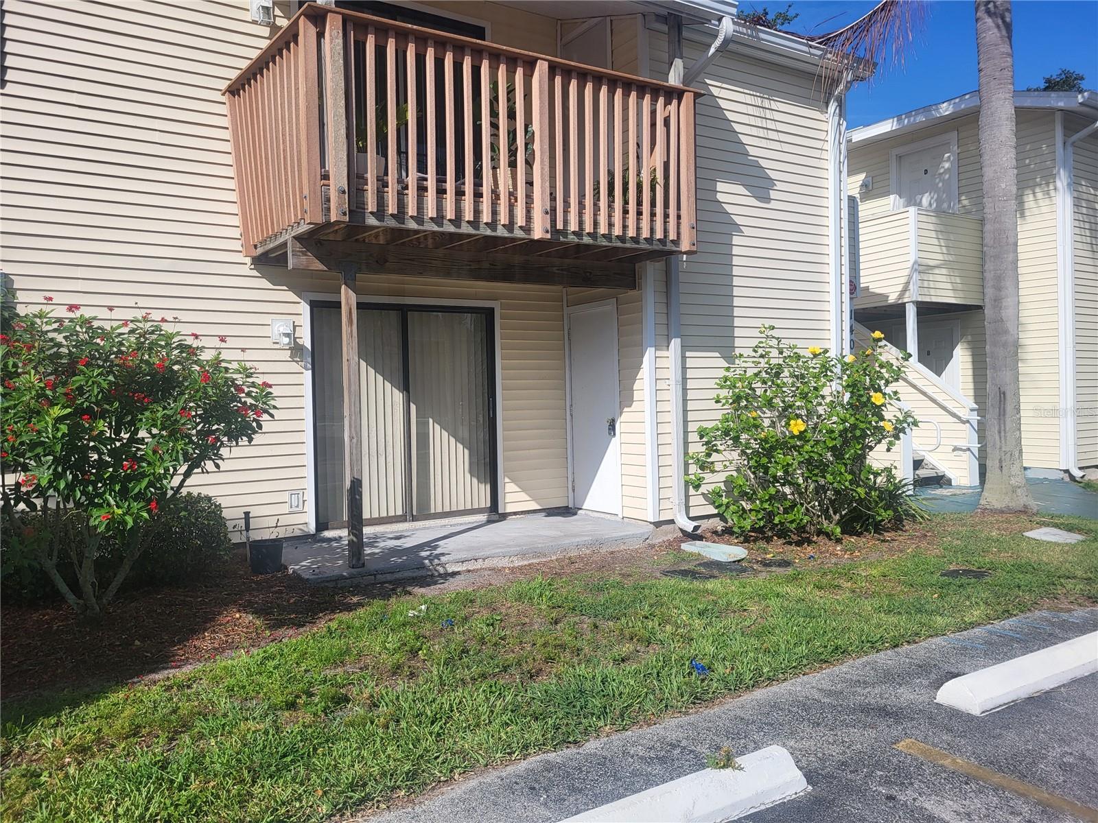 140 HUNTER LAKE DR #F, OLDSMAR, FL