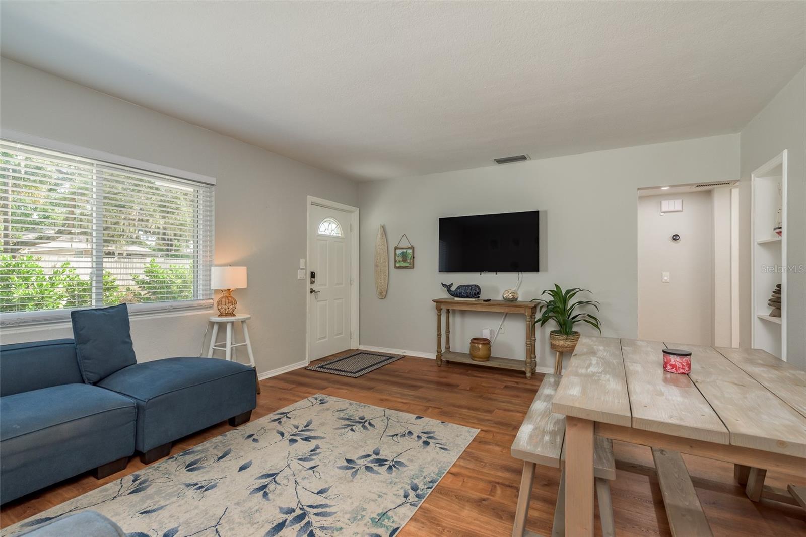 1253 UNION ST, CLEARWATER, FL — photo 2