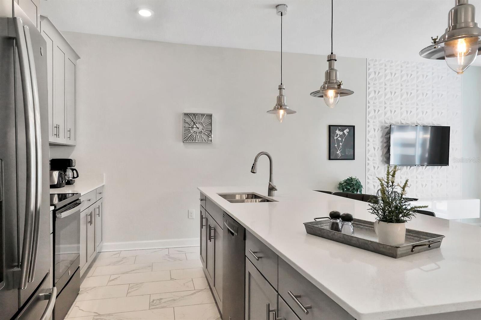 392 OCEAN COURSE AVE, CHAMPIONS GATE, FL — photo 11
