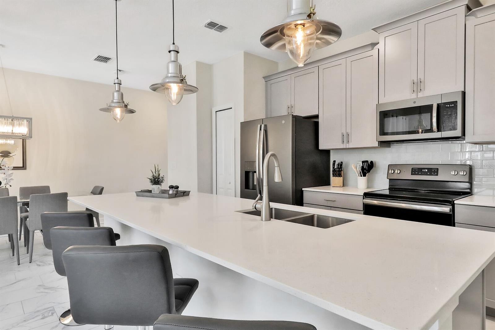 392 OCEAN COURSE AVE, CHAMPIONS GATE, FL — photo 12