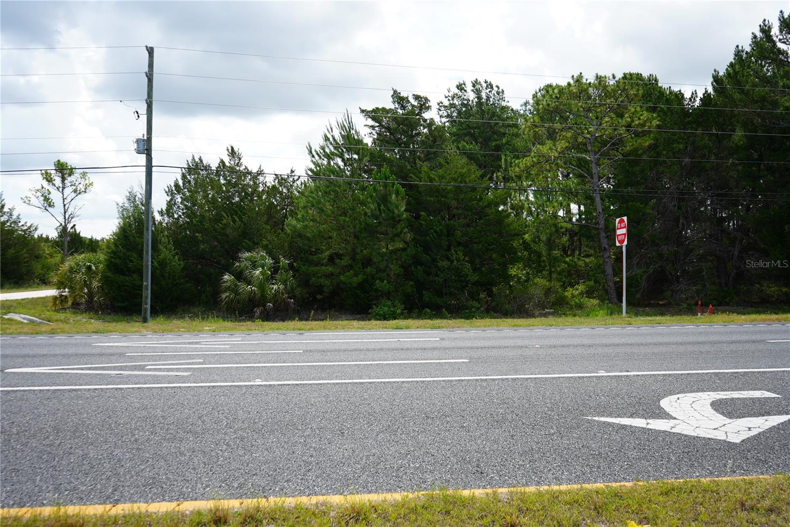 18284 COMMERCIAL WAY, WEEKI WACHEE, FL