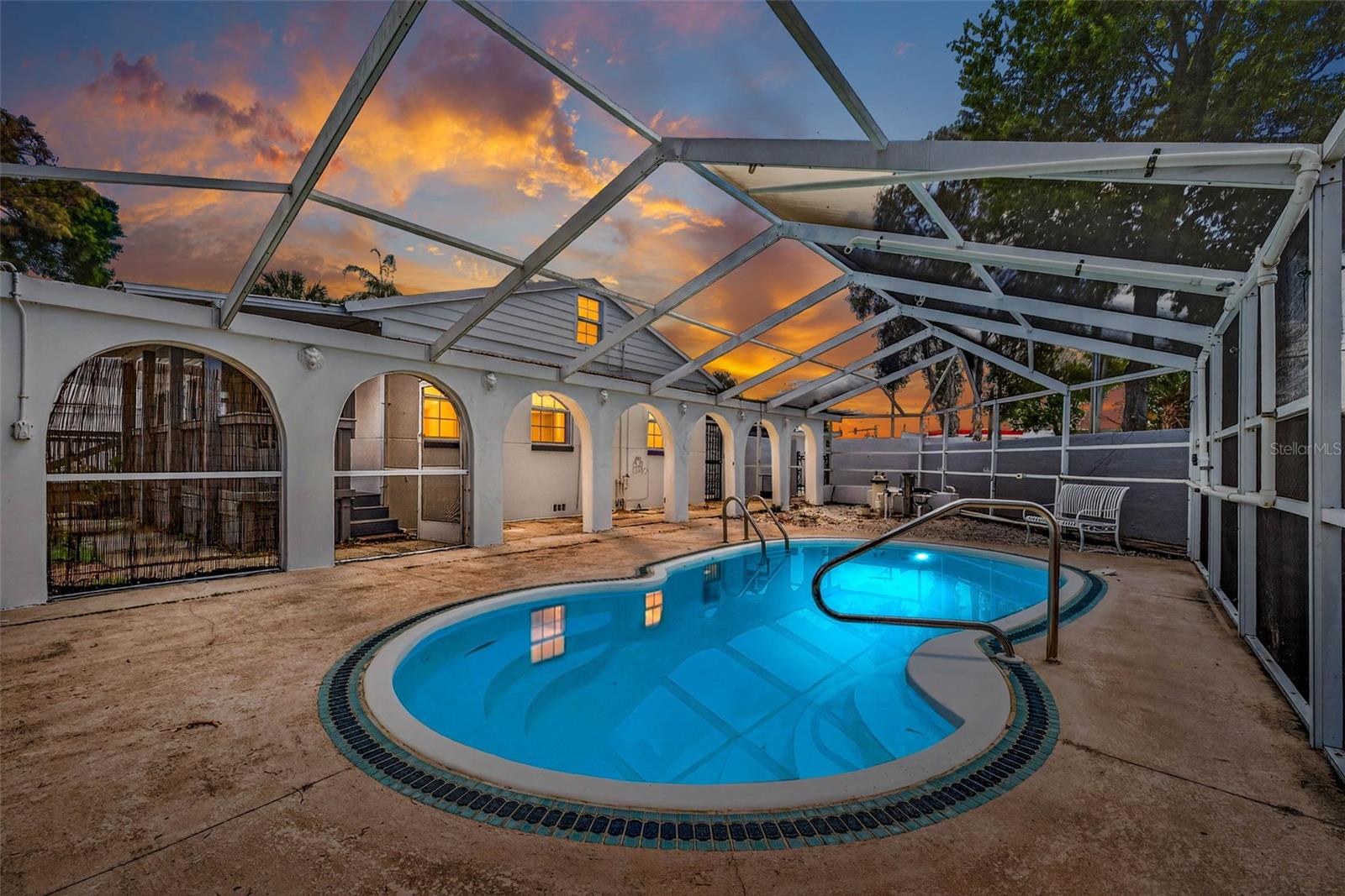 3620 E TAMPA CIR, TAMPA, FL — photo 27