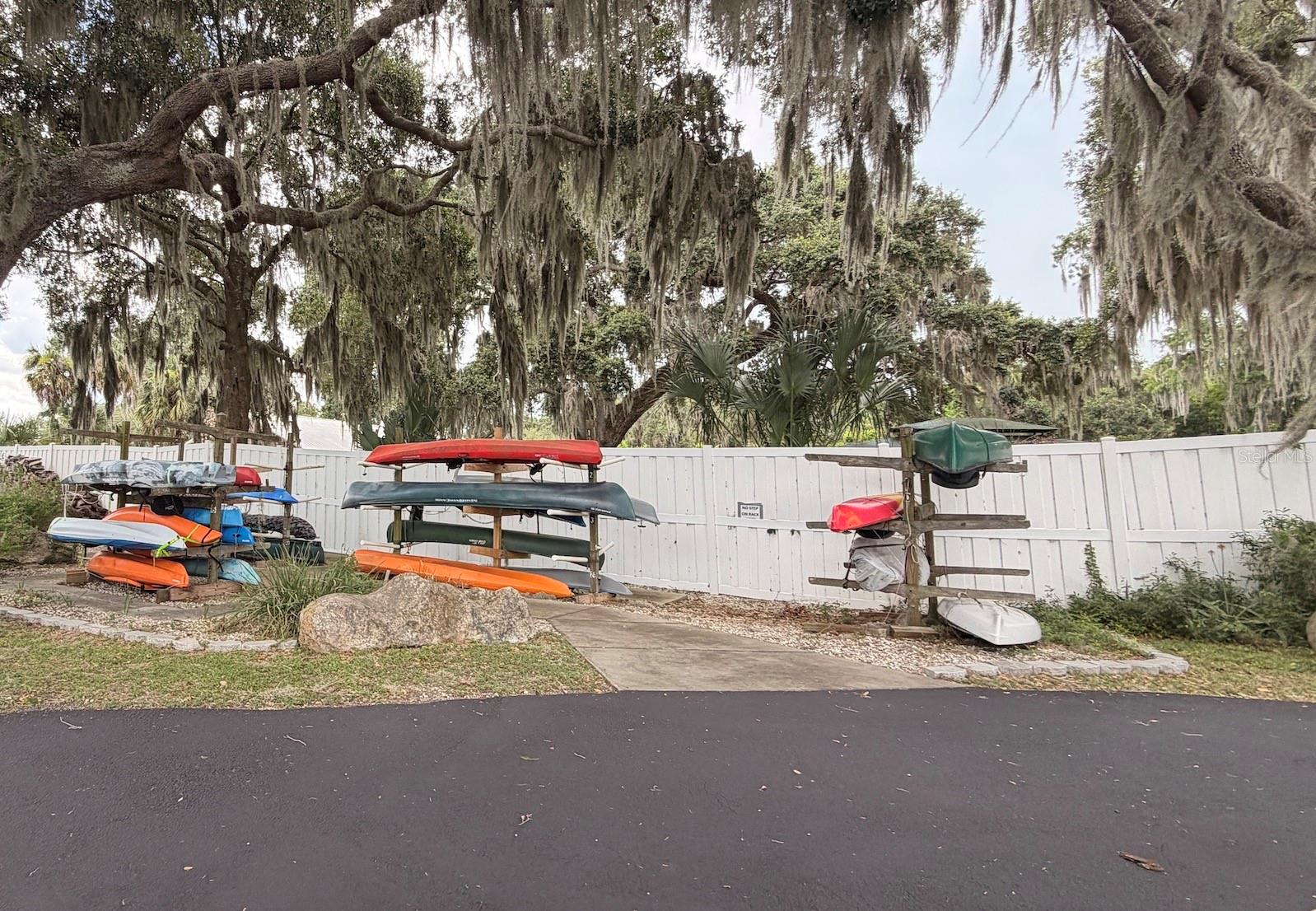 3671 E ARBOR LAKES DR, HERNANDO, FL — photo 43