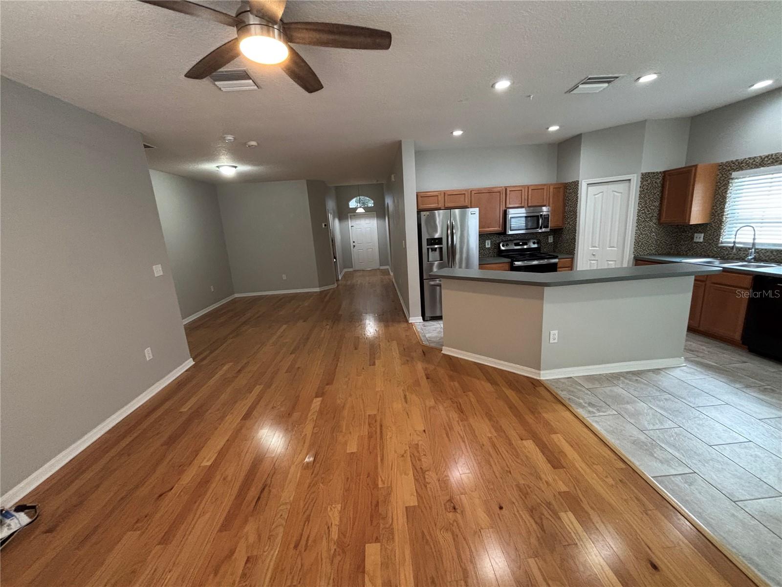 19131 CYPRESS REACH LN, TAMPA, FL — photo 17