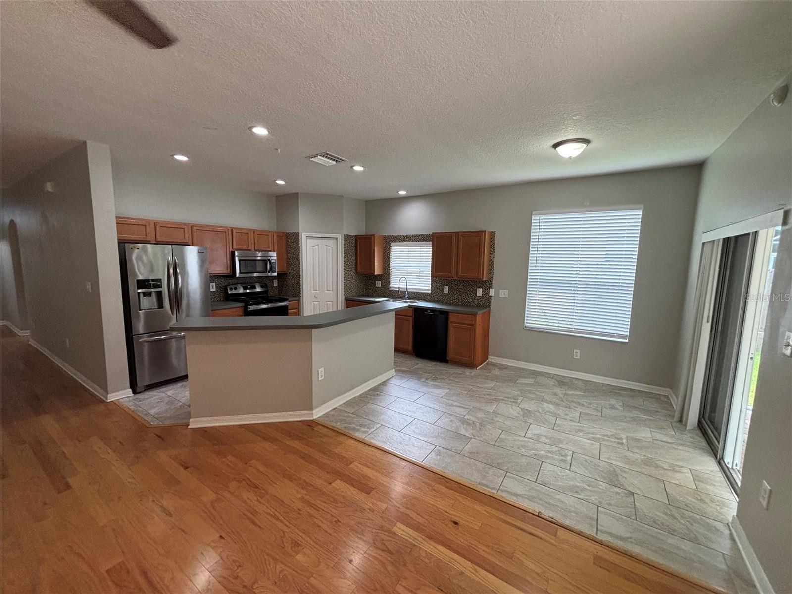 19131 CYPRESS REACH LN, TAMPA, FL — photo 23
