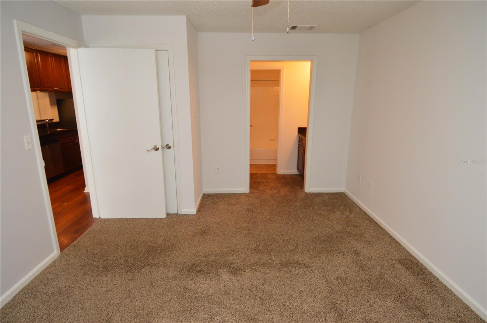 11901 4TH ST N #7204, ST PETERSBURG, FL — photo 25