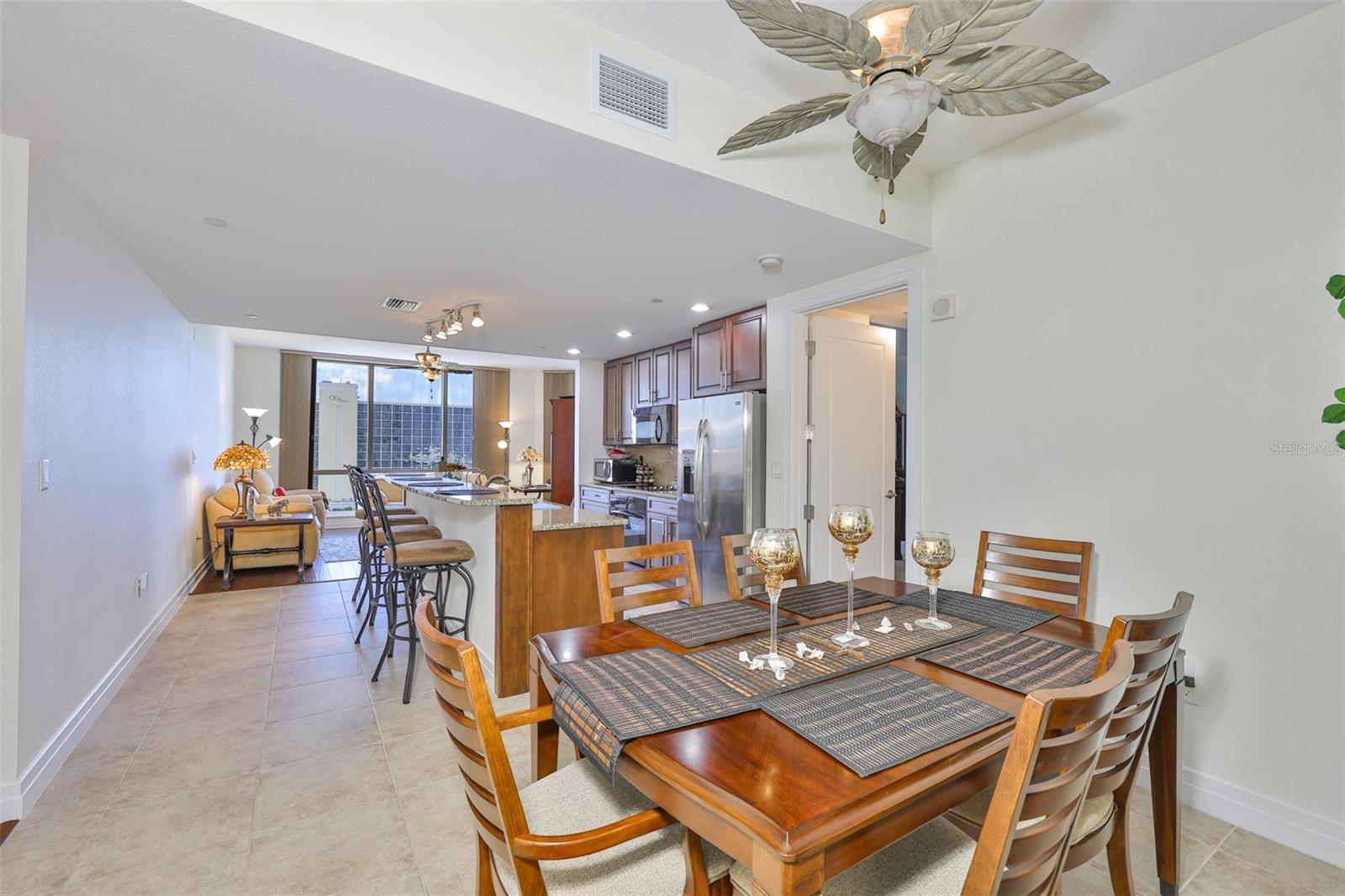 331 CLEVELAND ST #702, CLEARWATER, FL — photo 2