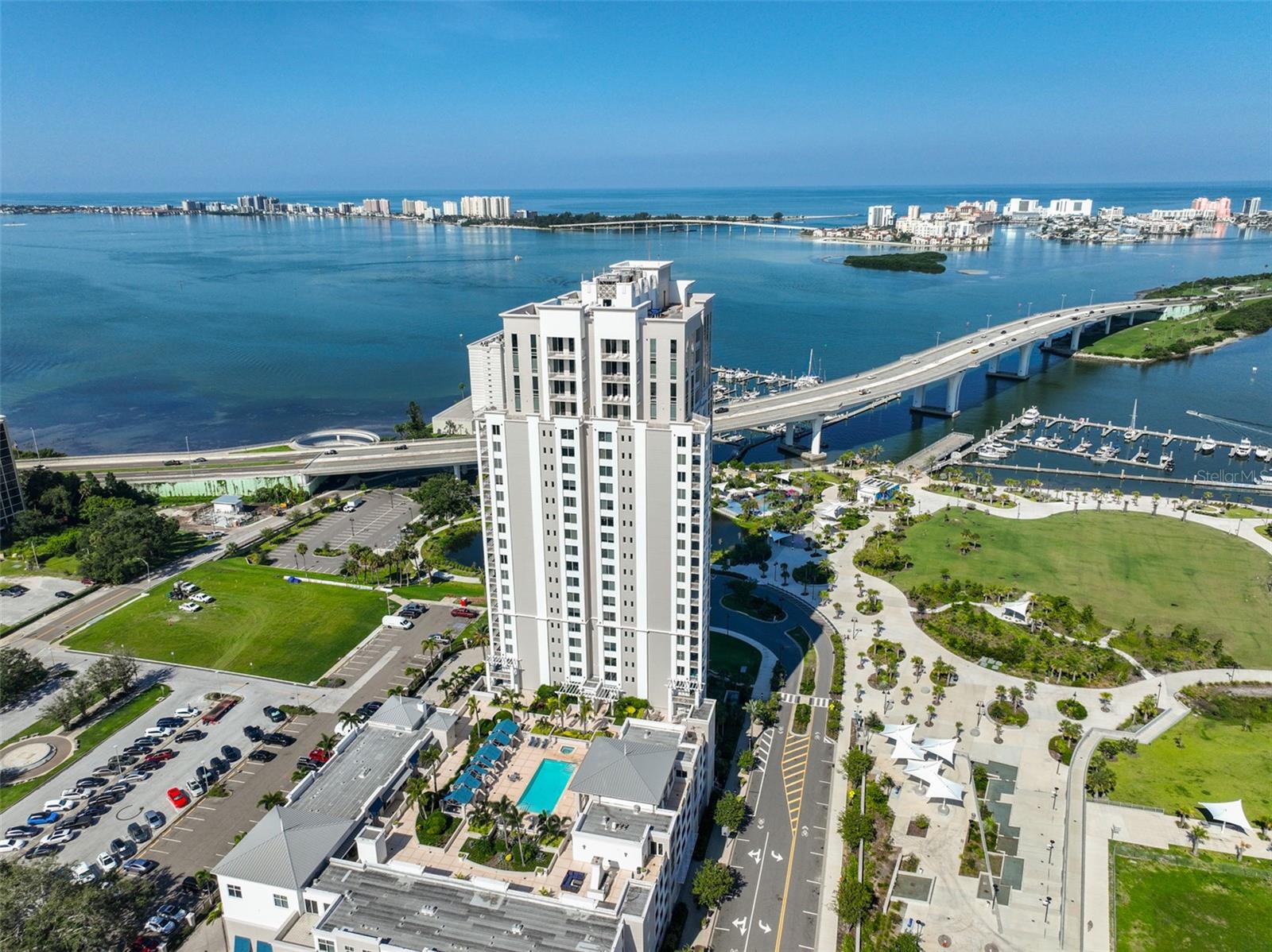 331 CLEVELAND ST #702, CLEARWATER, FL — photo 32