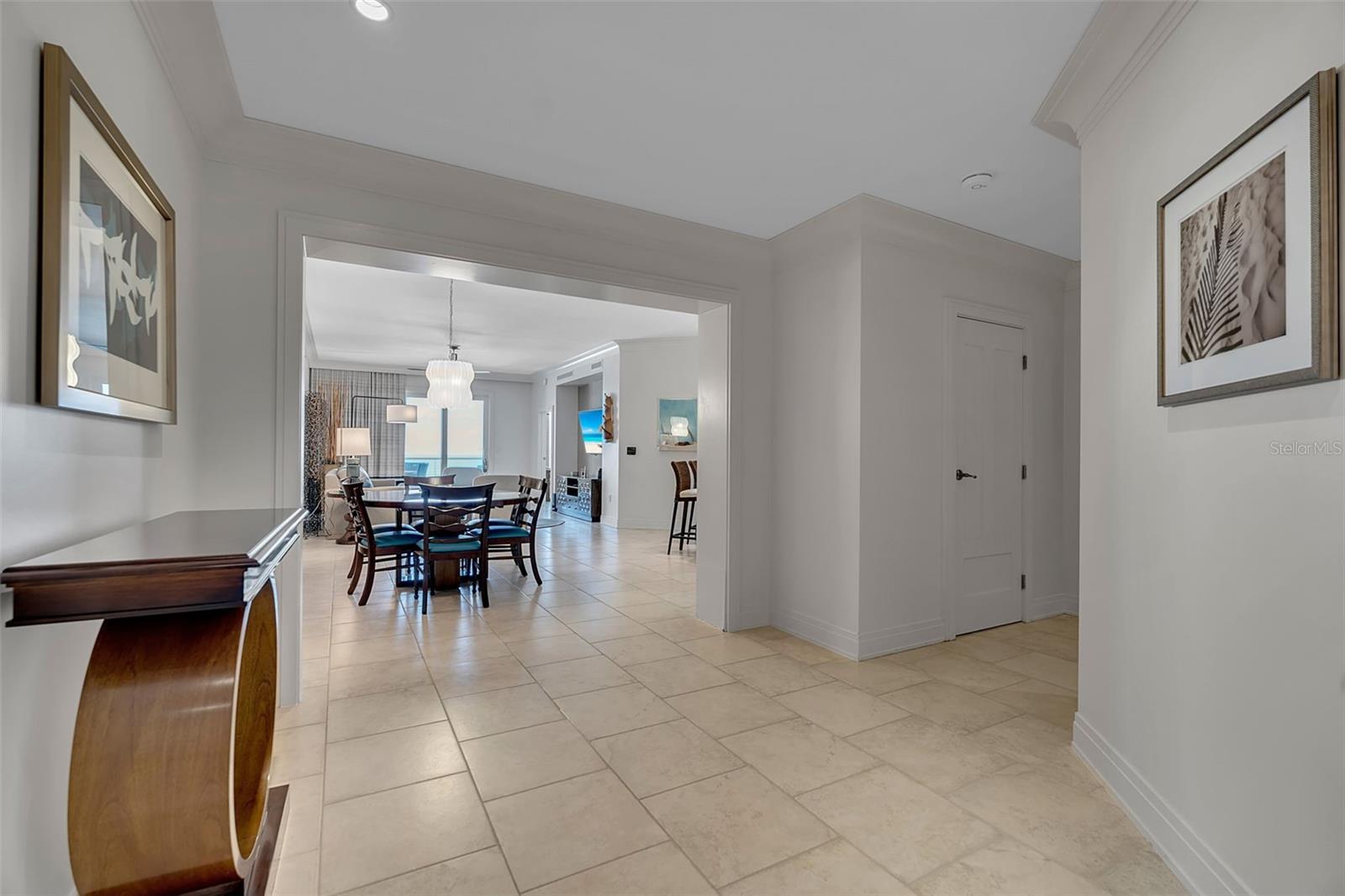 915 SEASIDE DR #611, SARASOTA, FL — photo 4