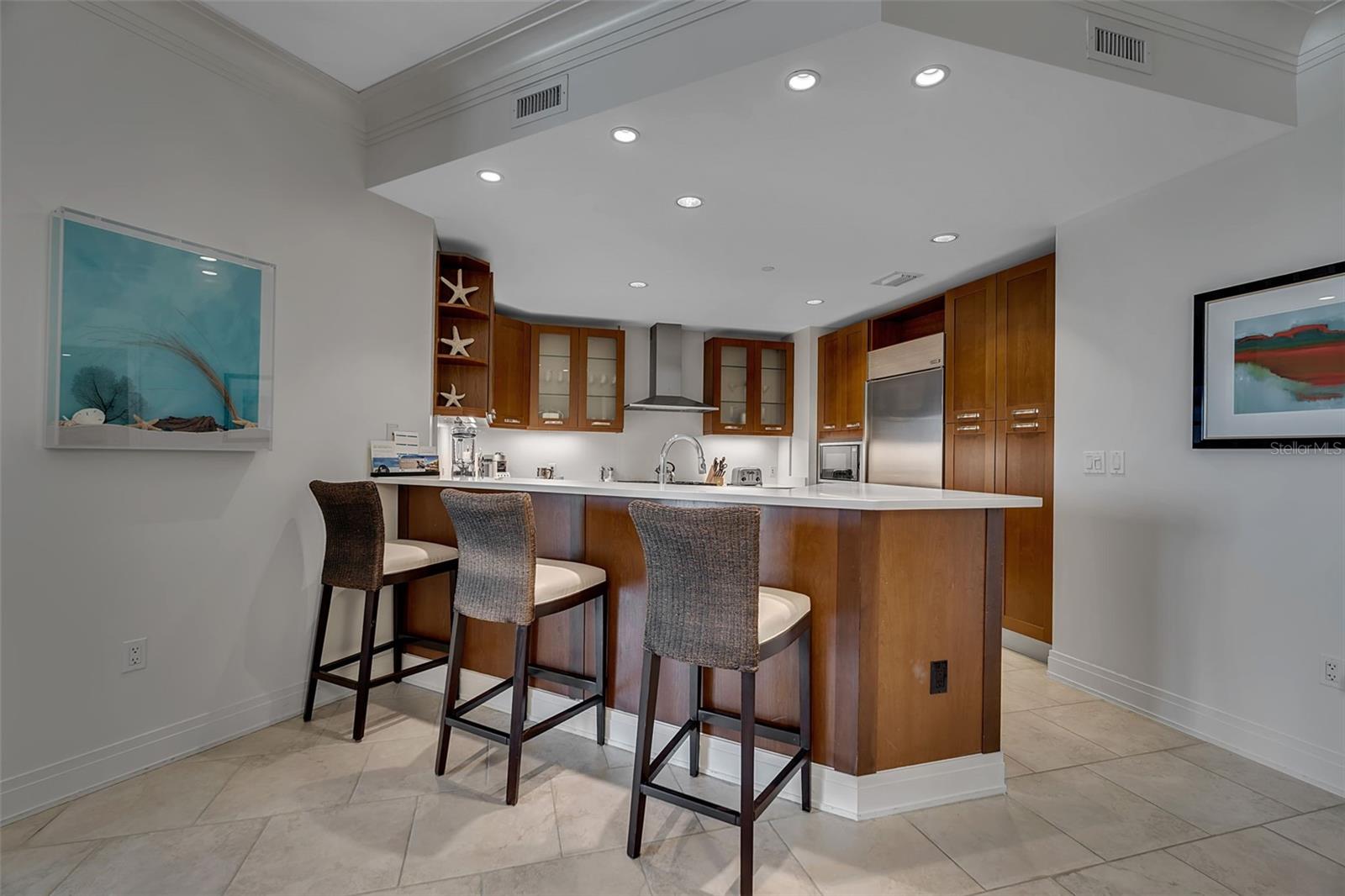 915 SEASIDE DR #611, SARASOTA, FL — photo 7