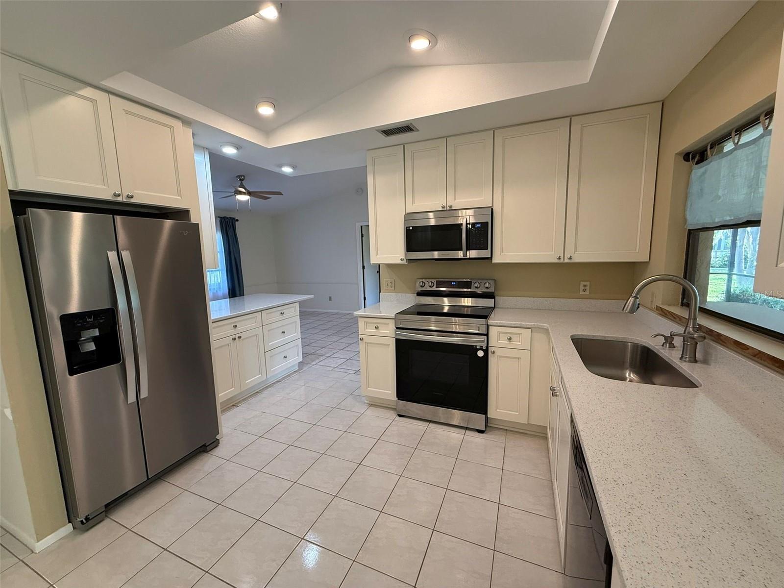 4270 ASCOT DR, NORTH PORT, FL — photo 2