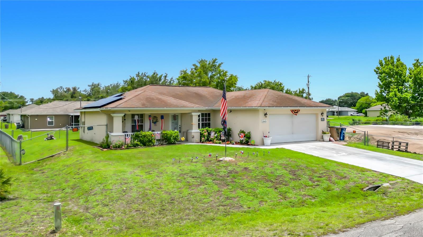 2903 38TH ST SW, LEHIGH ACRES, FL — photo 2