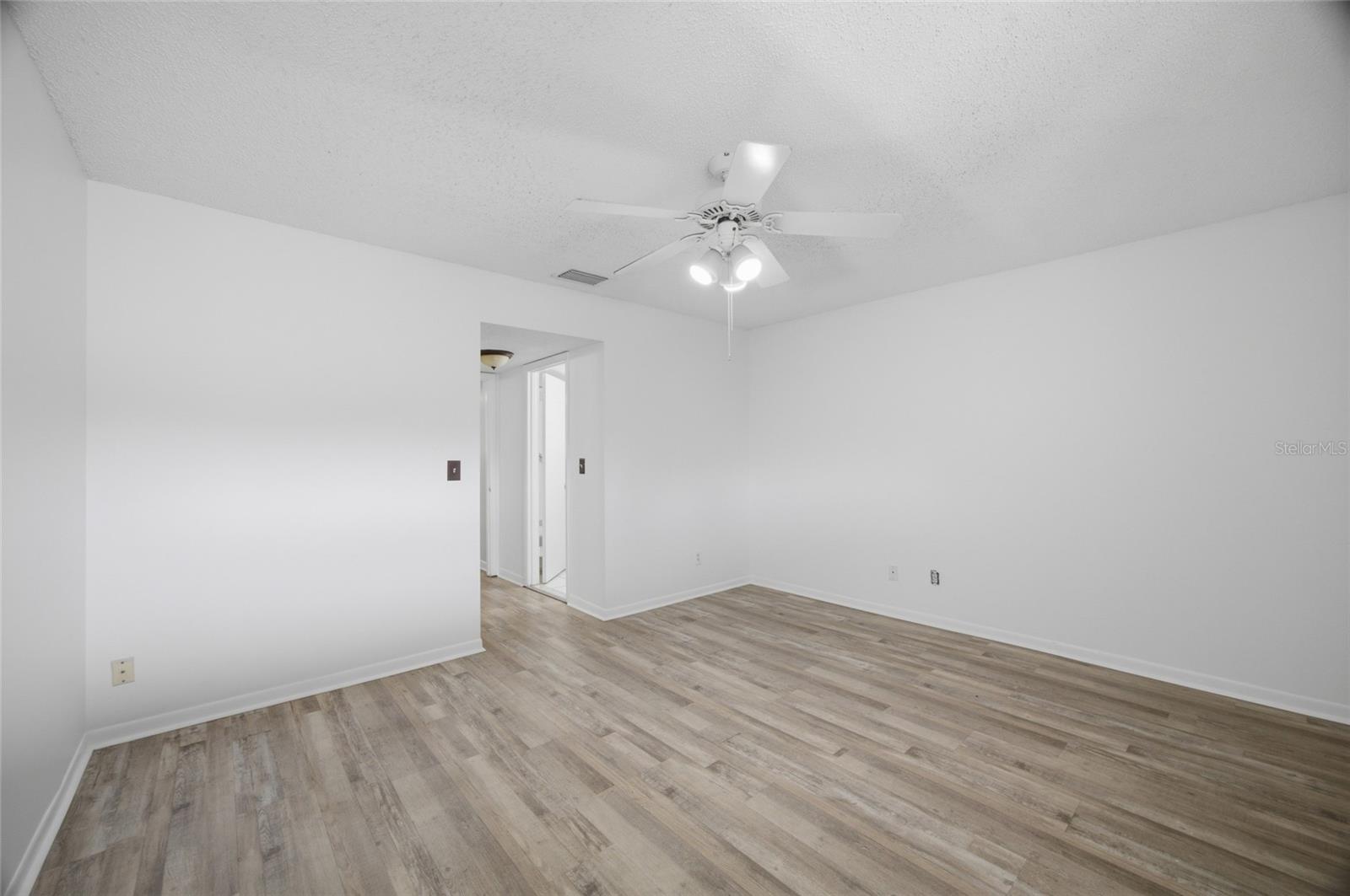 6336 NEWTOWN CIR #36C1, TAMPA, FL — photo 13
