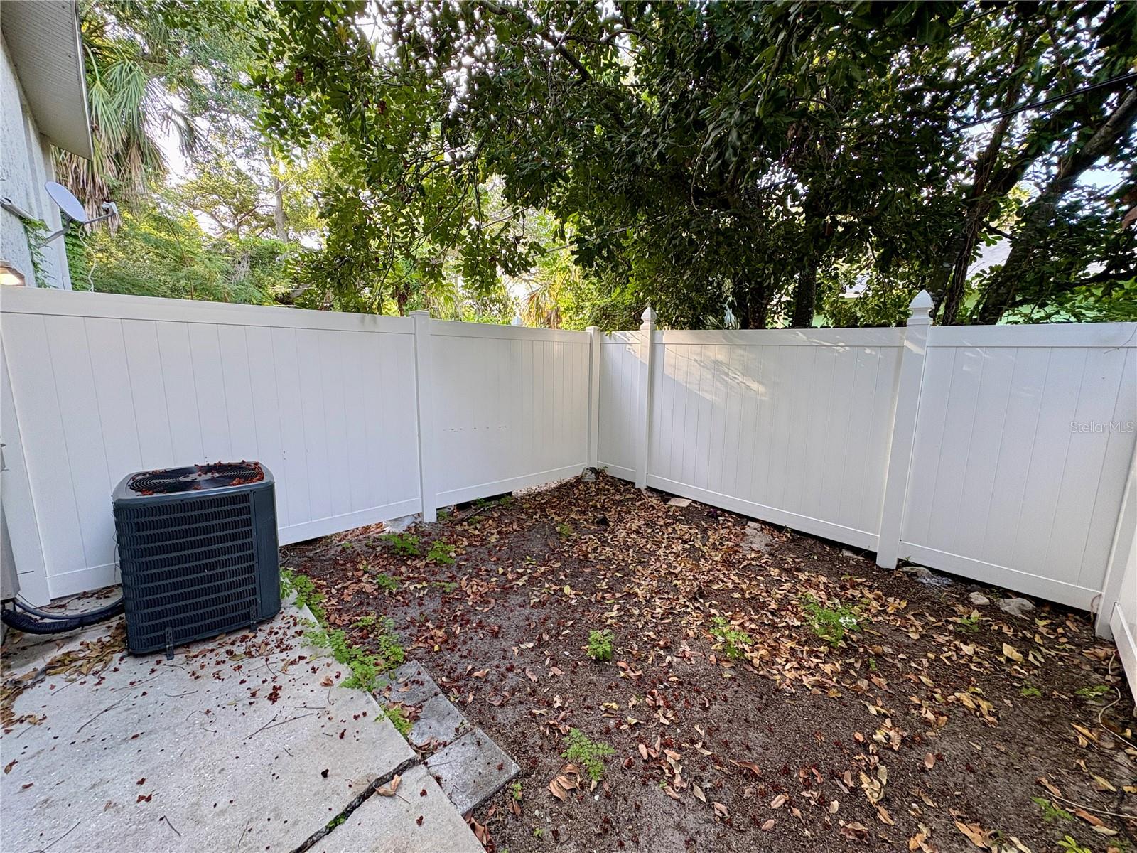 408 57TH AVENUE DR E #C, BRADENTON, FL — photo 8