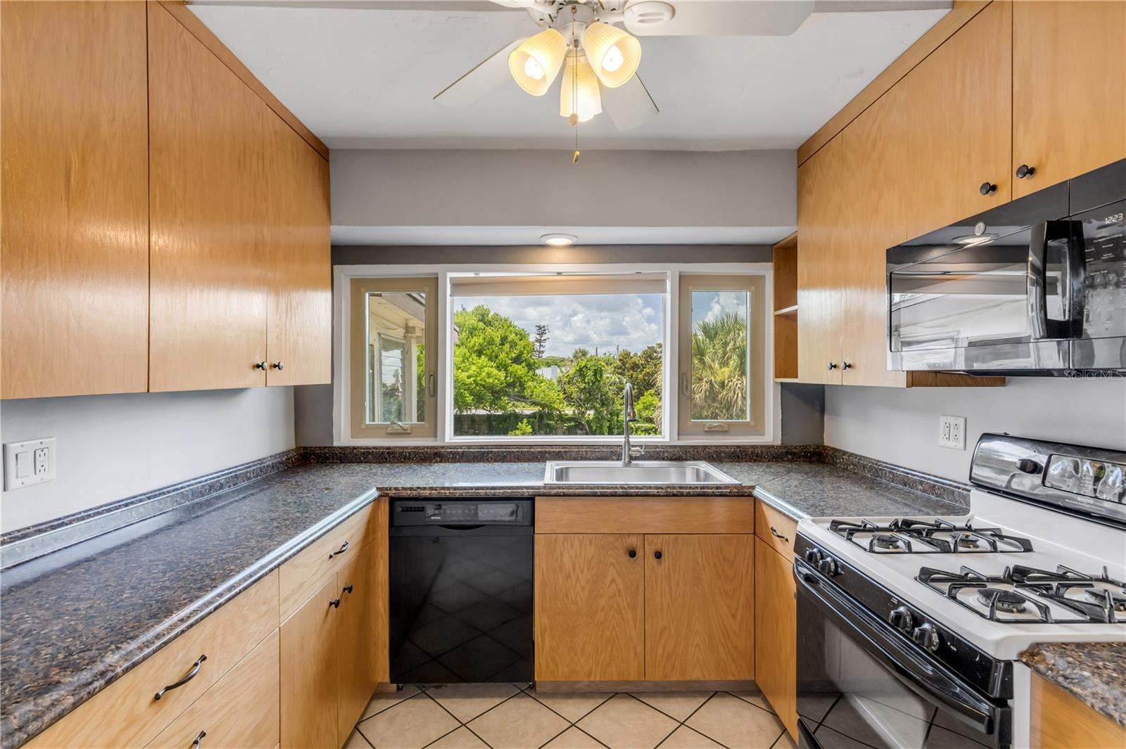 516 WISTERIA RD, DAYTONA BEACH, FL — photo 12