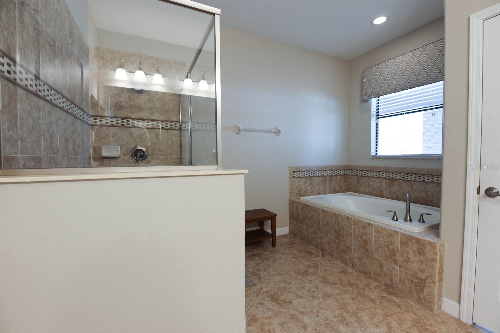 9101 EL CARO LN, DAVENPORT, FL — photo 19