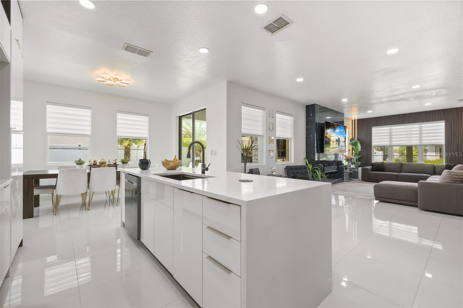 2518 EMPRESS DR, KISSIMMEE, FL — photo 10
