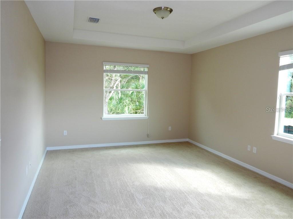 15302 LAS OLAS PL, BRADENTON, FL — photo 9