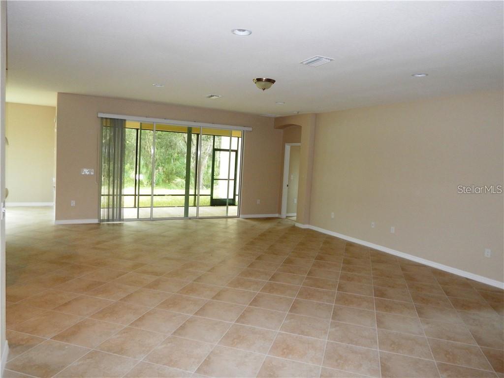 15302 LAS OLAS PL, BRADENTON, FL — photo 18