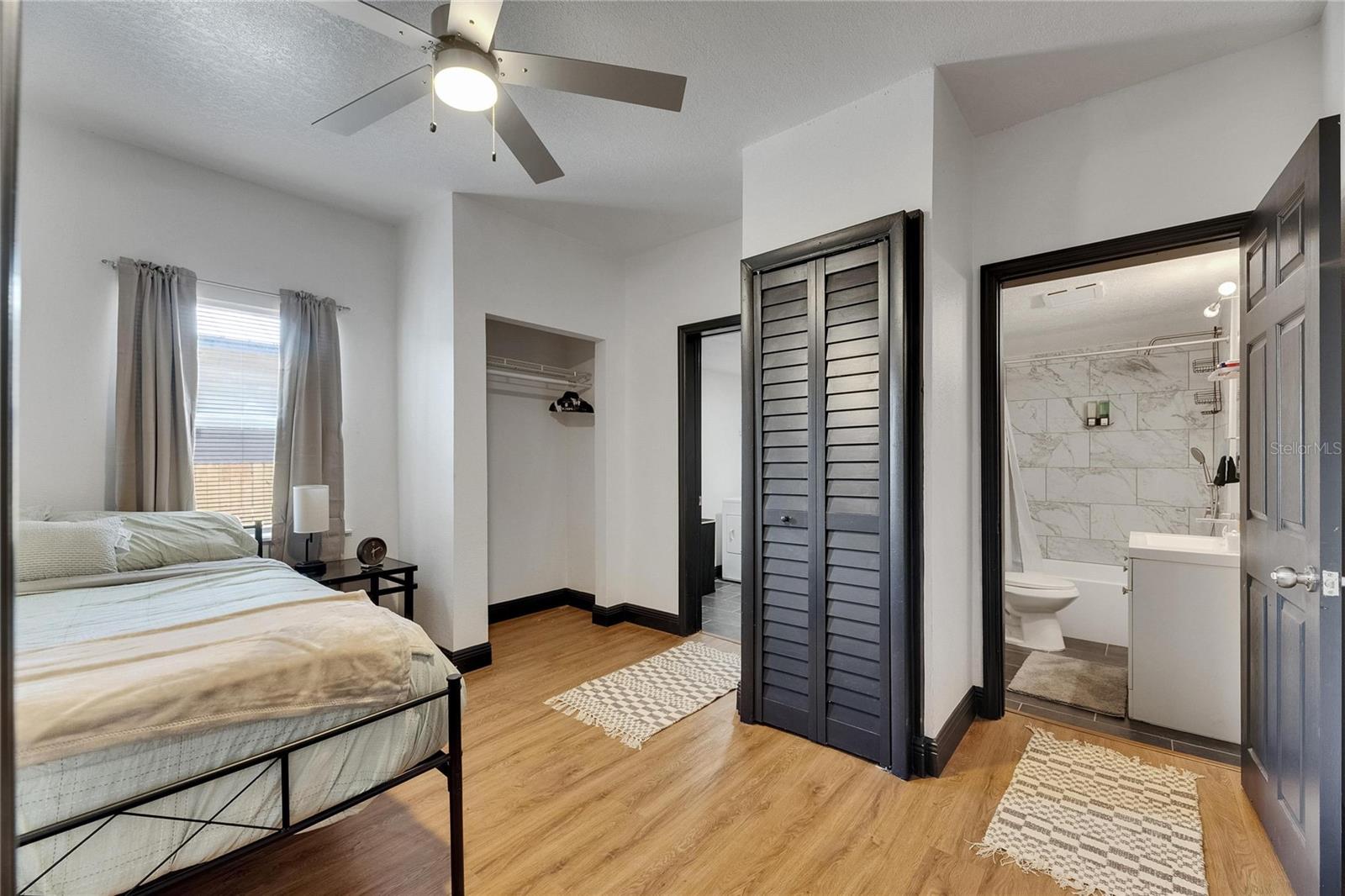 1009 E COLUMBUS DR, TAMPA, FL — photo 12