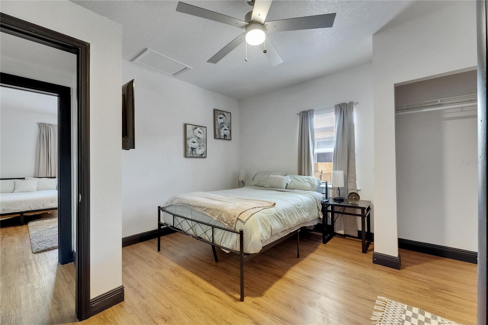 1009 E COLUMBUS DR, TAMPA, FL — photo 13