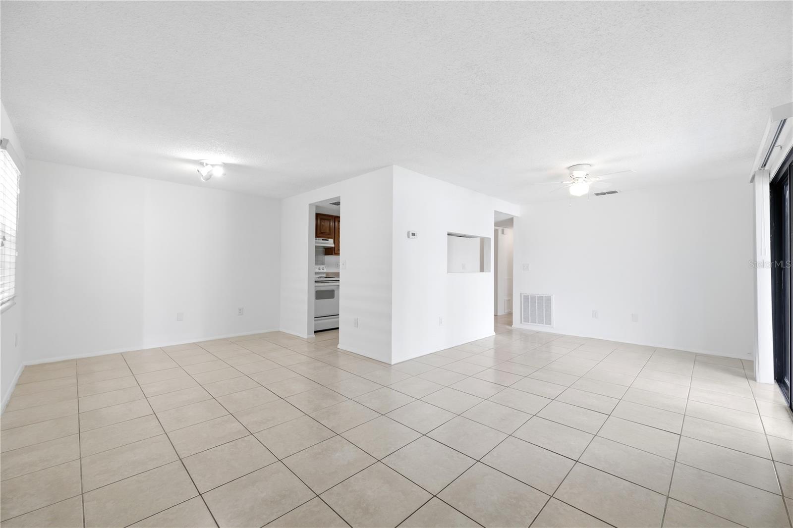 123 LOBLOLLY CT #B, OLDSMAR, FL — photo 4