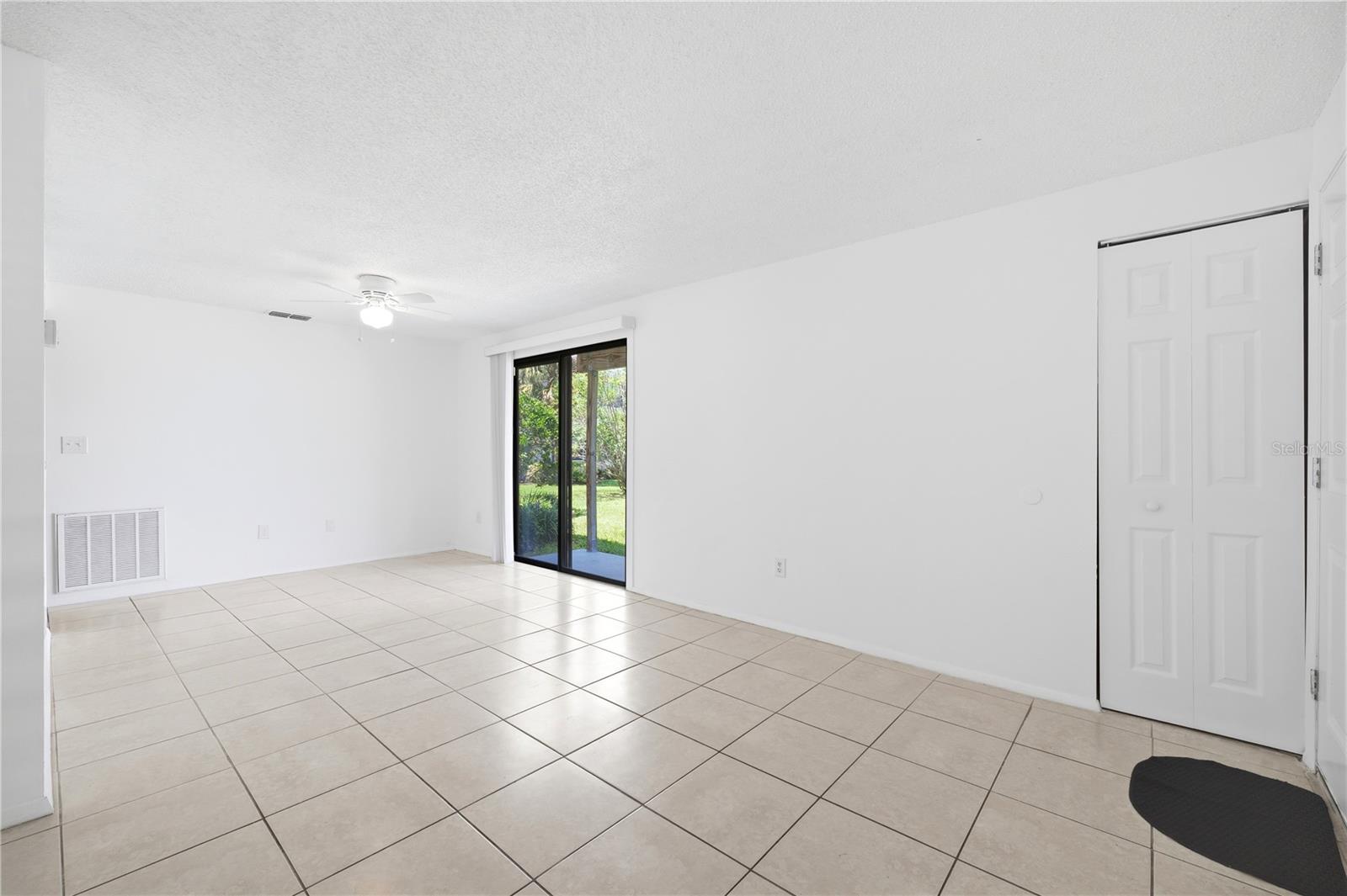123 LOBLOLLY CT #B, OLDSMAR, FL — photo 13