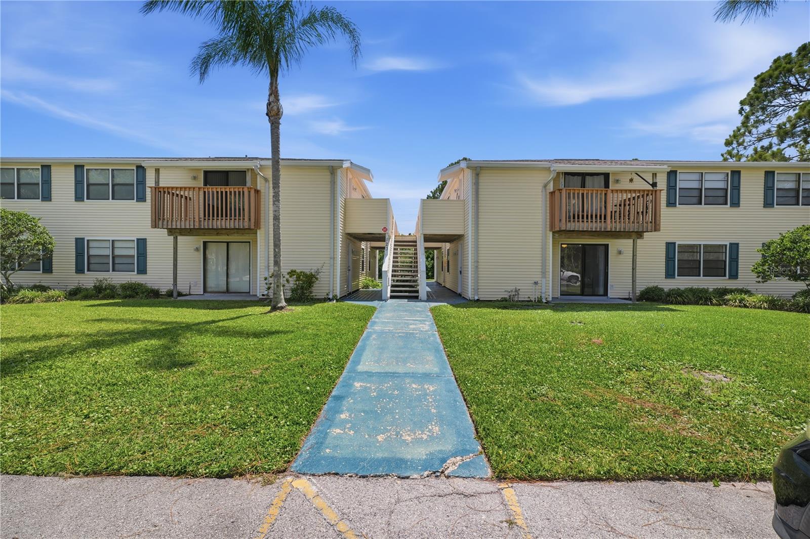 123 LOBLOLLY CT #B, OLDSMAR, FL — photo 40