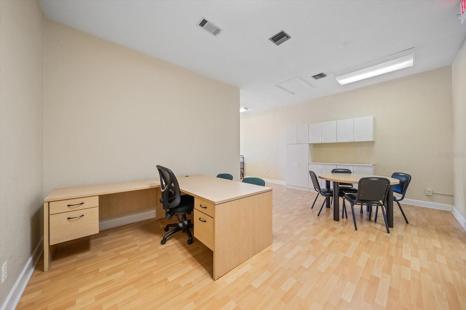 3900 CLARK RD #D2, SARASOTA, FL — photo 11