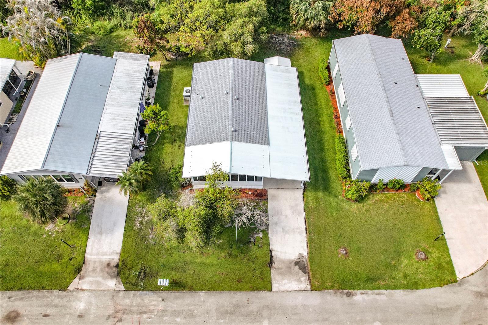 8227 CINNAMON LN, PORT ST LUCIE, FL — photo 2