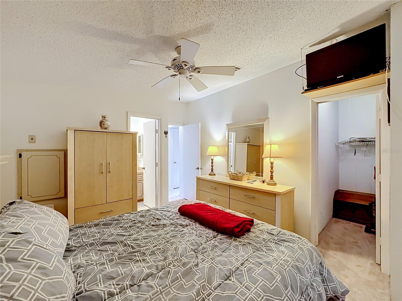 8227 CINNAMON LN, PORT ST LUCIE, FL — photo 17