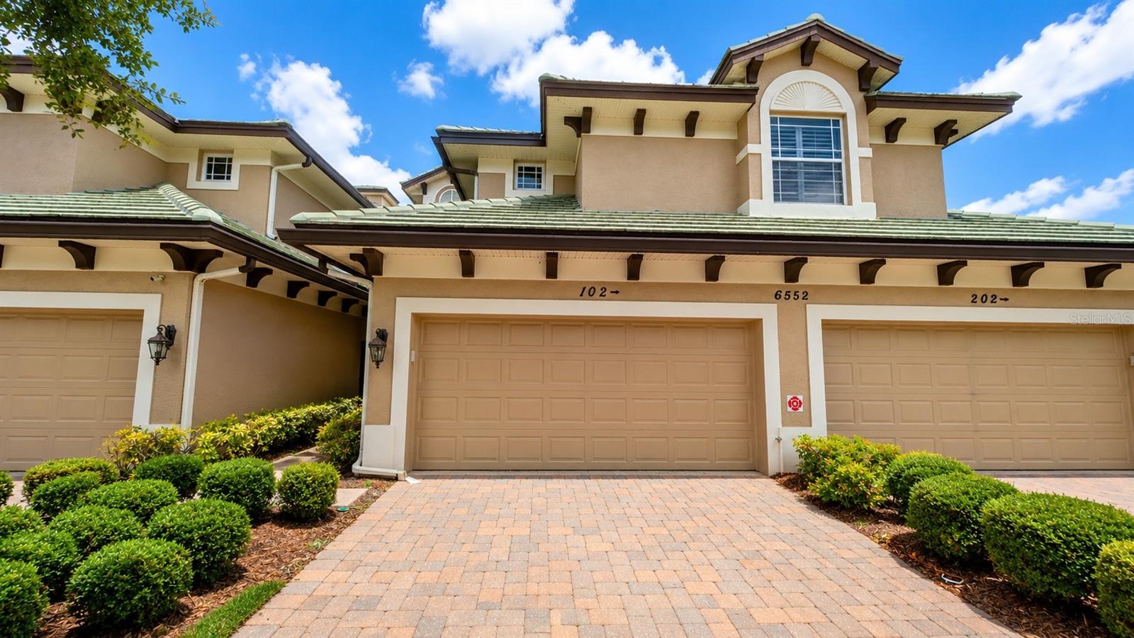 6552 MOORINGS POINT CIR #102, LAKEWOOD RANCH, FL