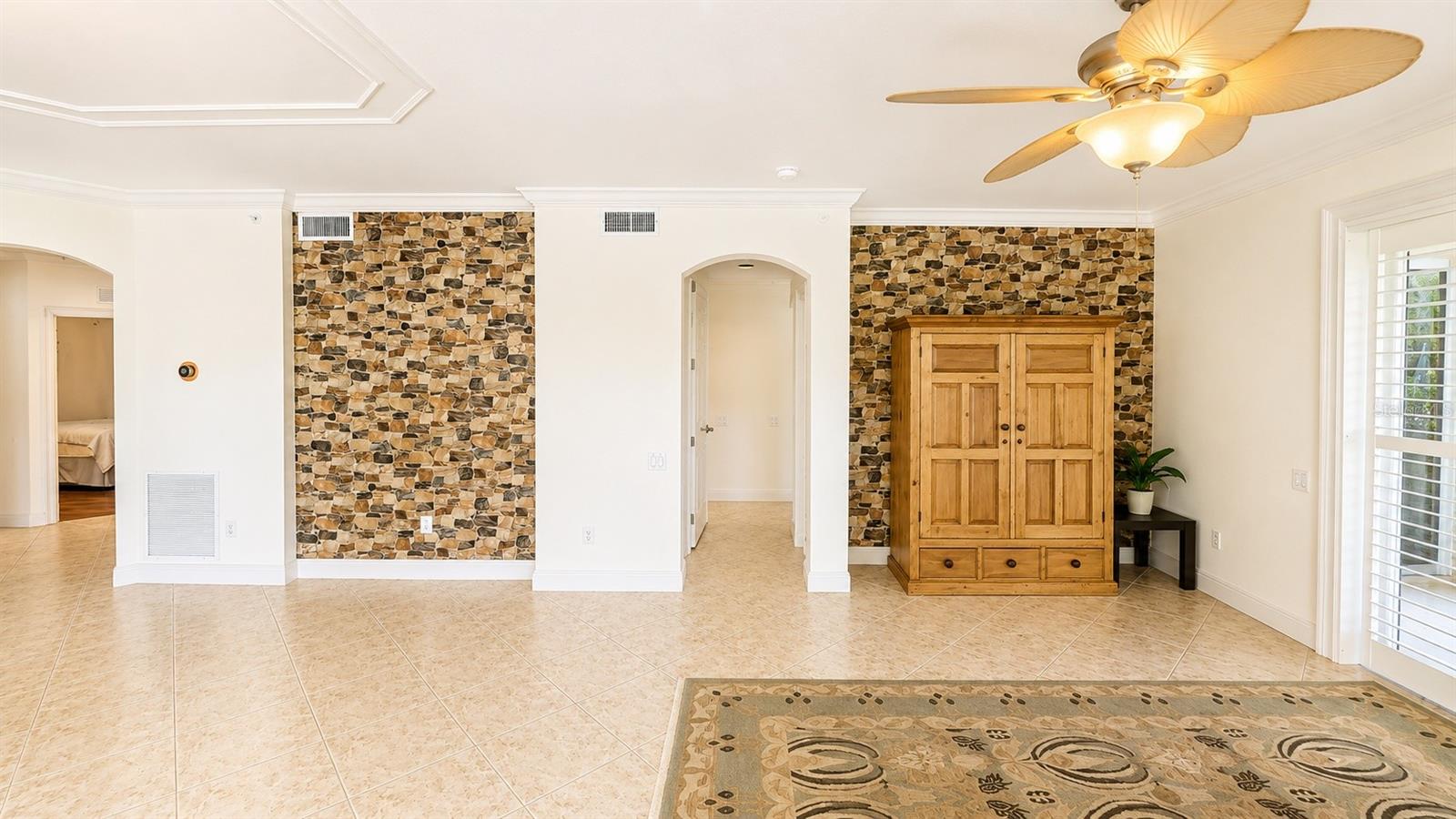 6552 MOORINGS POINT CIR #102, LAKEWOOD RANCH, FL — photo 6